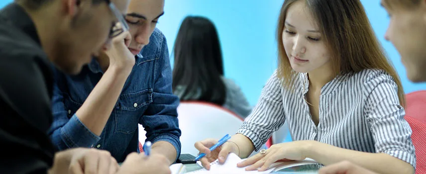 ELC Malaysia General English 공식 학생 이미지